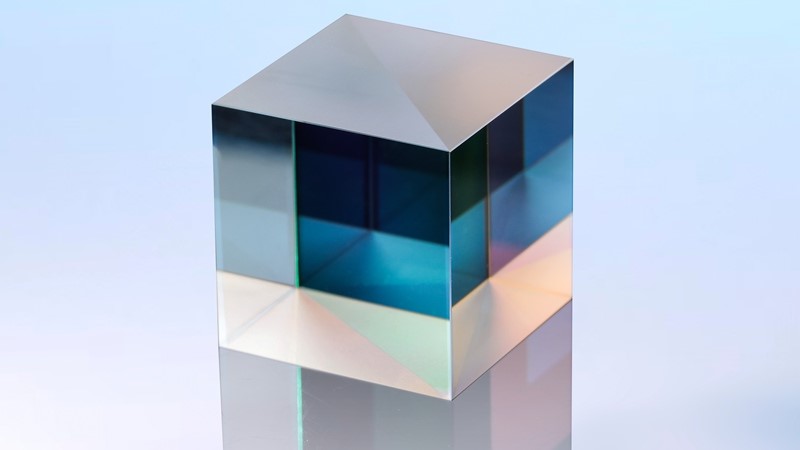 深化光胶-如何实现光学镜片之间的无胶连接